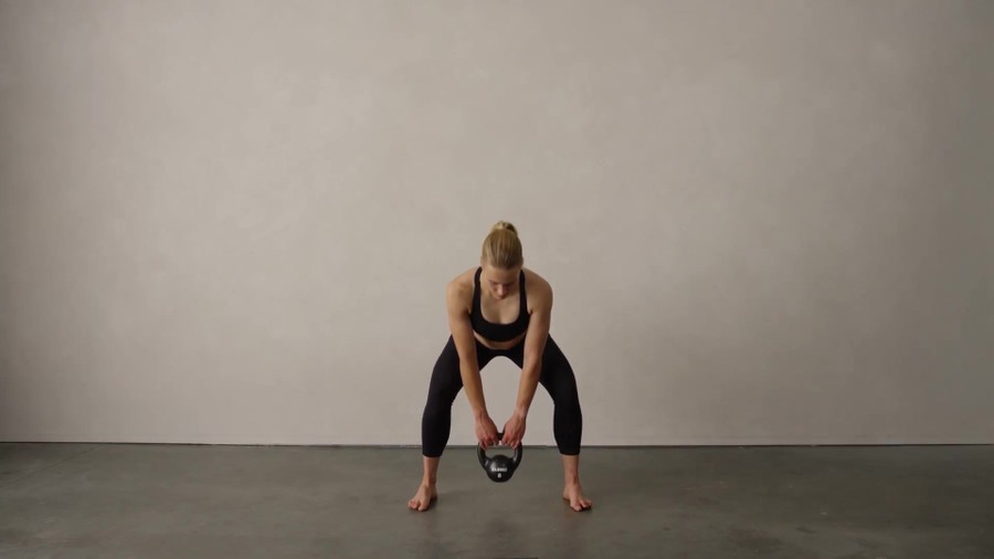 The 4 Heavy Kettlebell Exercises To Add To Your Strength Work Feature Image