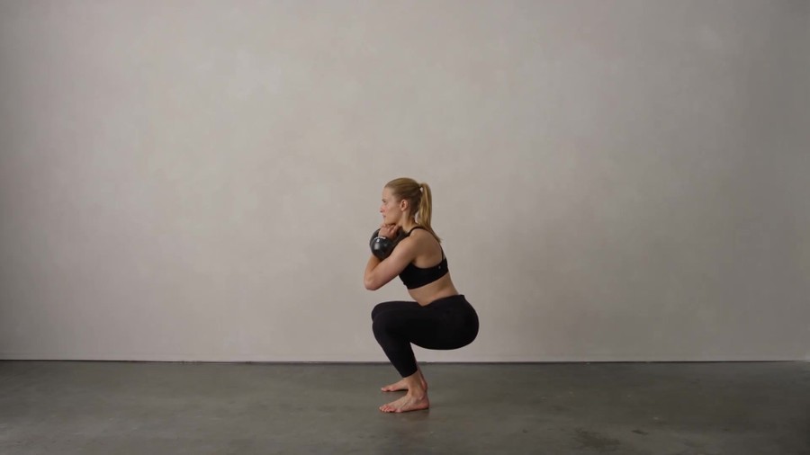12 Kettlebell Squat Exercises You Can Add To Your Workouts Feature Image